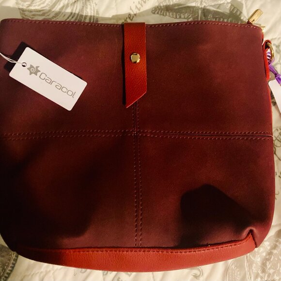 New faux suede bag with cosmetic bag - Picture 2 of 3